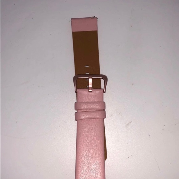 Fitbit Versa Leather Band - Picture 3 of 3